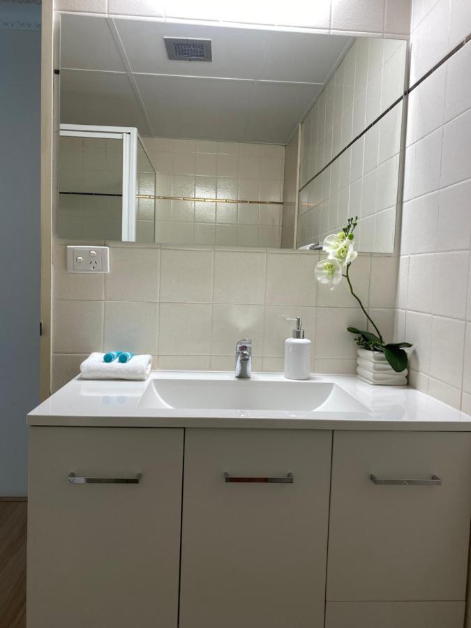 Aparthotel Oceania On Burleigh Gold Coast